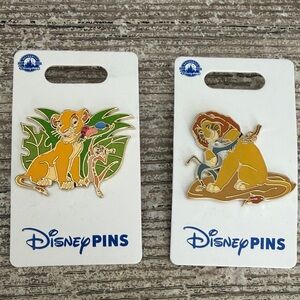 NWT Disney The lion King set of two pins